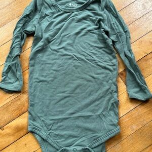 Kyte BABY PINE Long Sleeve Bodysuit
